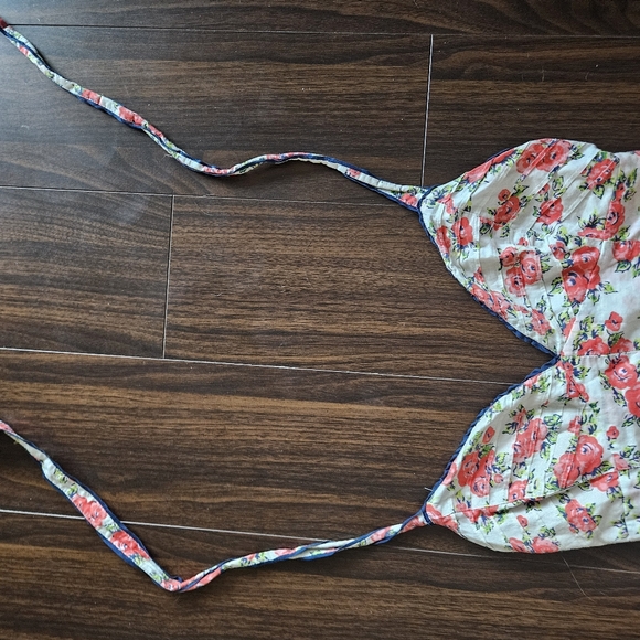 Hollister mini halter dress - Picture 2 of 4